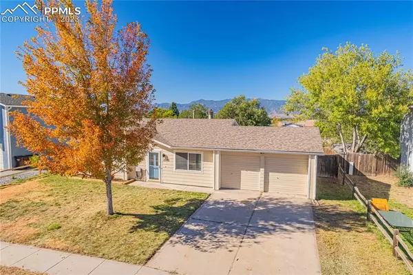 Colorado Springs, CO 80915,2048 Ambleside DR