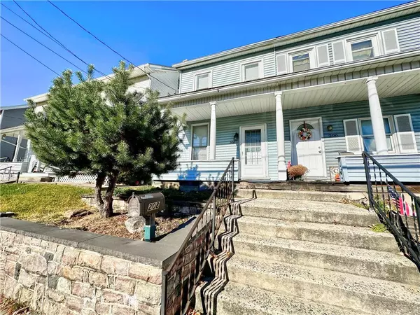 208 Chestnut Street, Slatington Borough, PA 18080