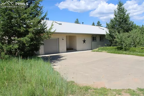 Rye, CO 81069,8755 Deiffendeffer RD