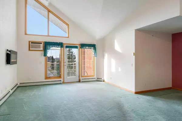 Calgary, AB T3H 3R6,6868 Sierra Morena BLVD SW #303