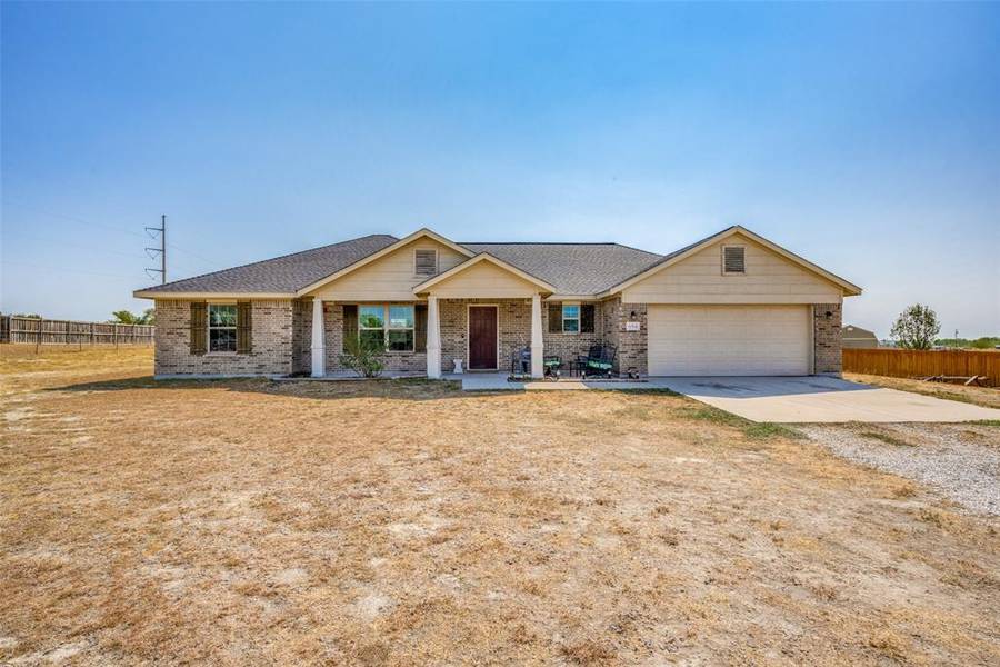 694 Mesa Ridge Drive, Decatur, TX 76234