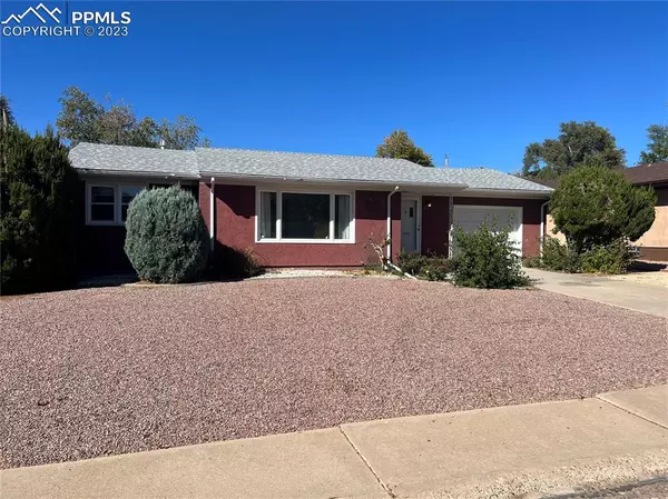 1807 Mackenzie RD, Pueblo, CO 81001