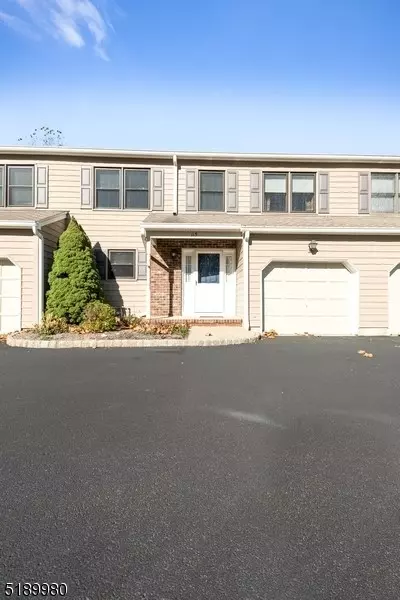 115 Sunrise Dr, Long Hill Twp., NJ 07933