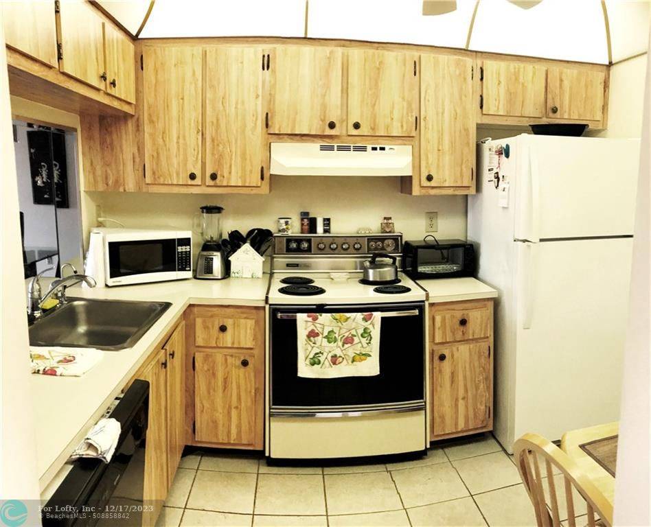 Sunrise, FL 33322,2764 NW 104th Ave  #309
