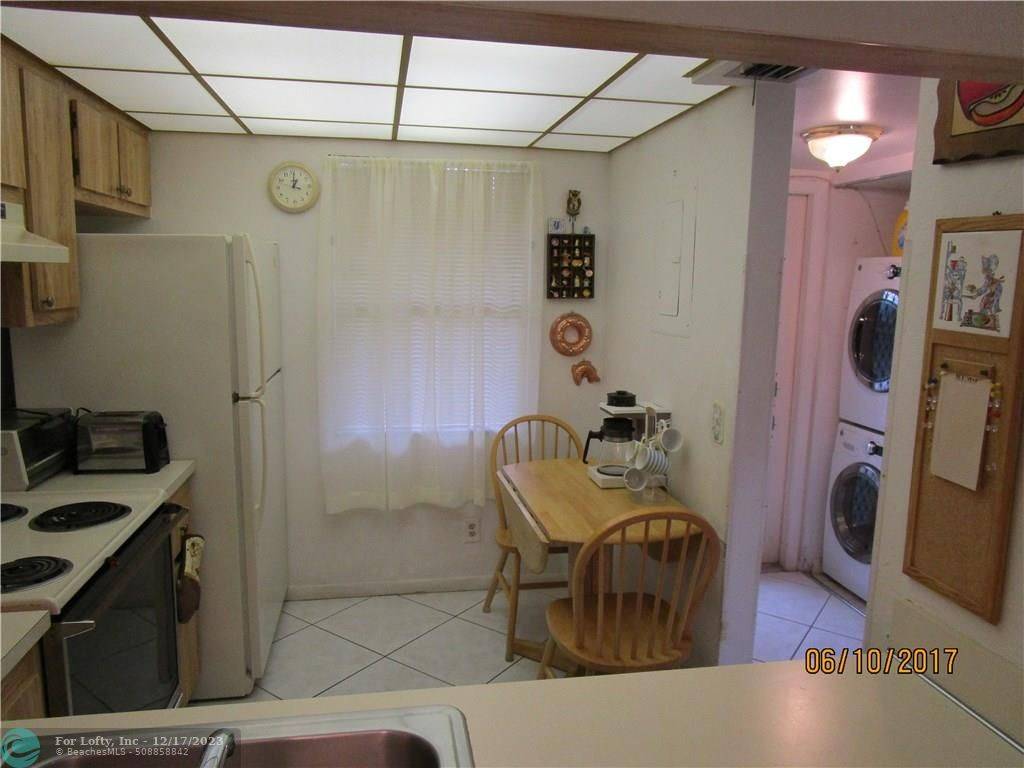 Sunrise, FL 33322,2726 NW 104th Ave  #202