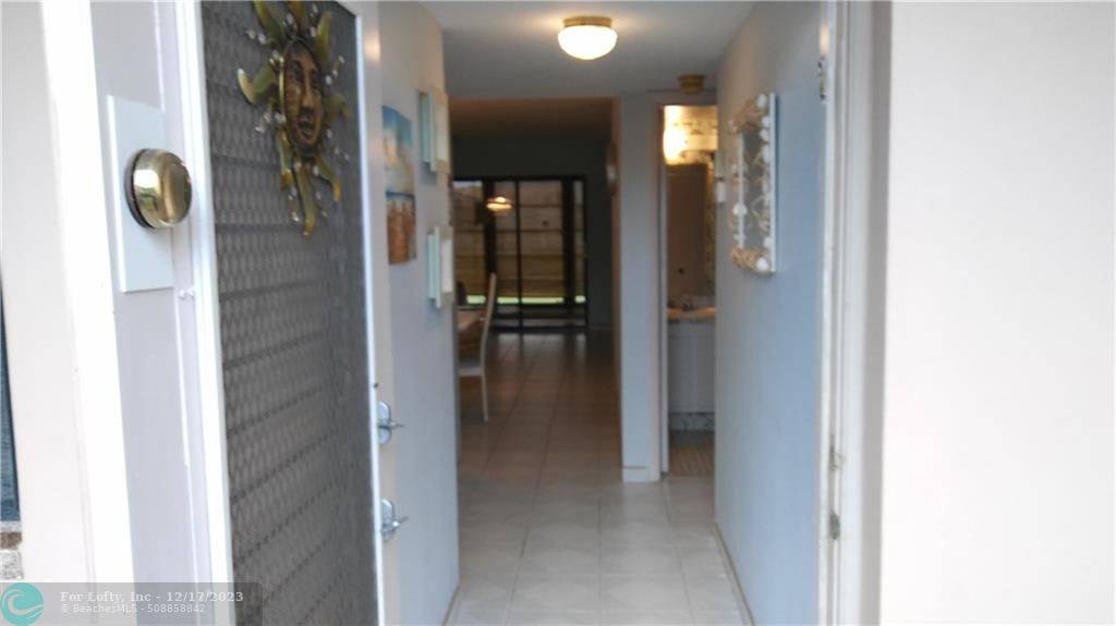 Sunrise, FL 33322,10402 Sunrise Lakes Blvd  #204