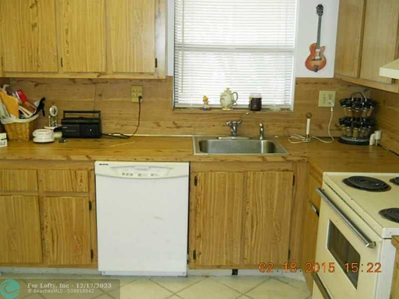 Sunrise, FL 33322,10466 Sunrise Lakes Blvd  #202