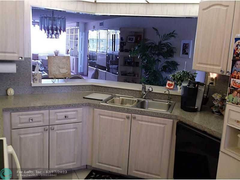 Sunrise, FL 33322,2521 NW 104th Ave  #407