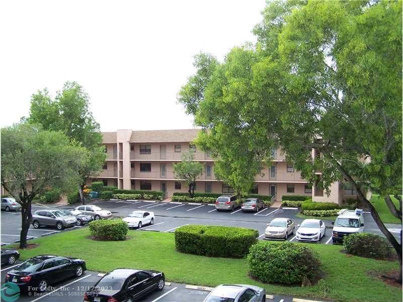 10434 Sunrise Lakes Blvd  #307, Sunrise, FL 33322