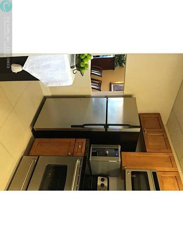 Sunrise, FL 33322,8920 Sunrise Lakes Blvd  #101