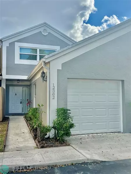 12362 NW 15th St, Pembroke Pines, FL 33026