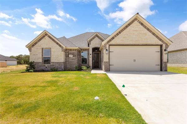 1137 Wild Rose Drive, Tolar, TX 76476