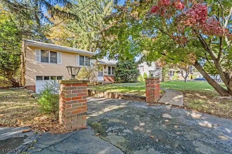 1174 Ringwood Ave, Pompton Lakes Boro, NJ 07442