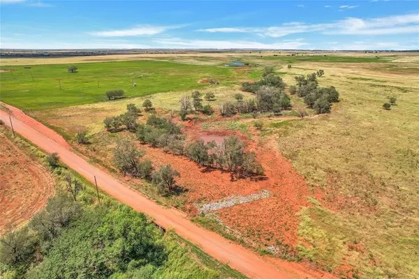 N 2090 & 1230 Road, Dill City, OK 73641