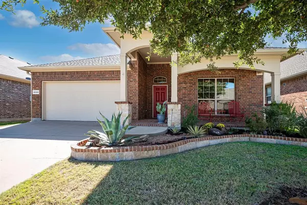 4564 Fern Valley Drive, Fort Worth, TX 76244