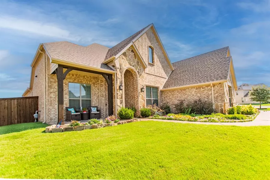 938 Colby Bluff Drive, Rockwall, TX 75087