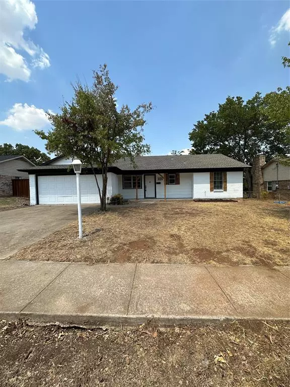 Crowley, TX 76036,525 E Bovell Street