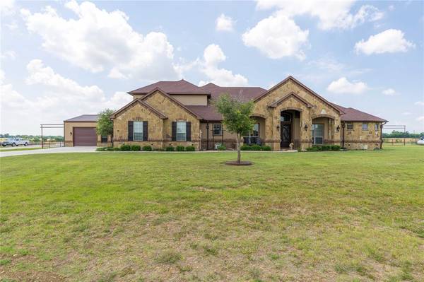 6129 High Meadows Drive, Krum, TX 76249