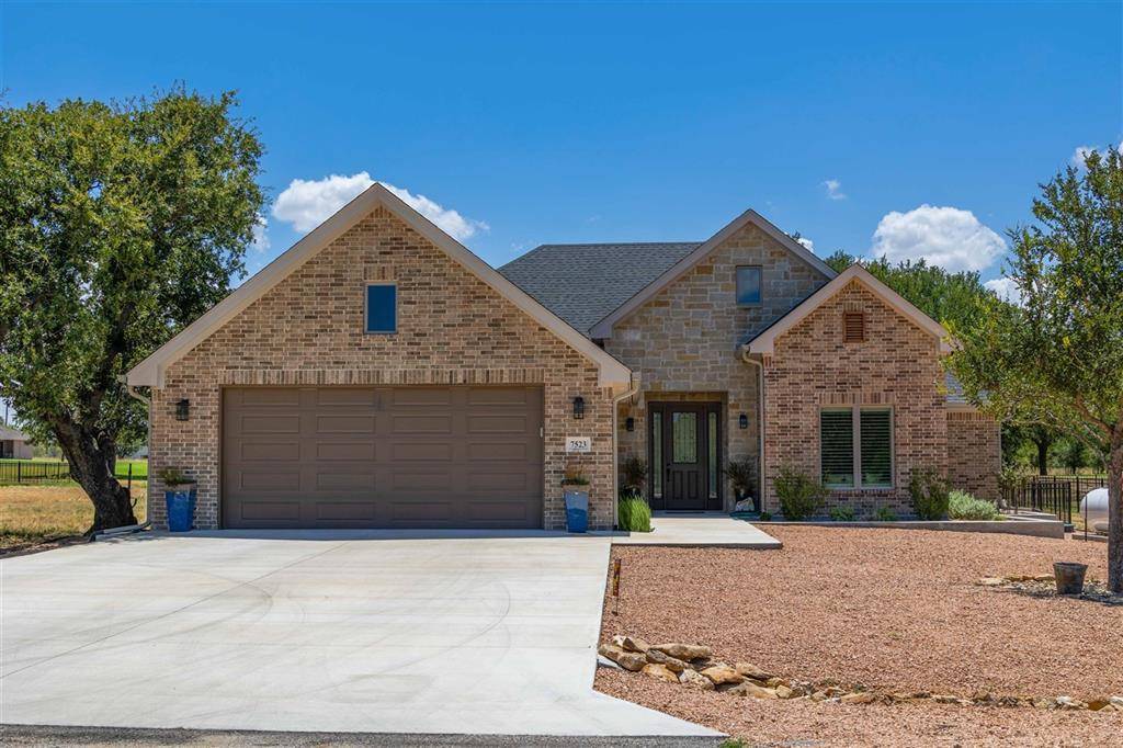 7523 Seagull Drive, Brownwood, TX 76801