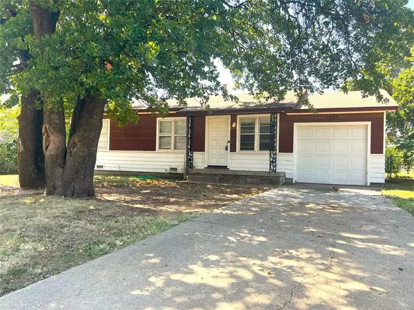 1209 Marydale Avenue, Midwest City, OK 73130