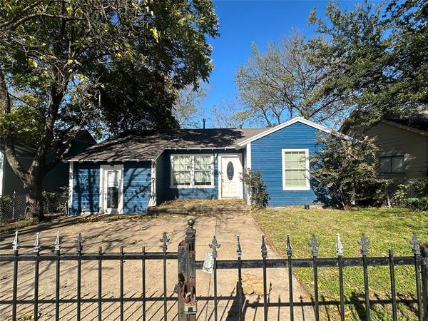 2831 Aster Street, Dallas, TX 75211