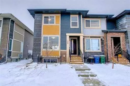 Airdrie, AB T4B 5L3,1046 Cobblestone BLVD SW