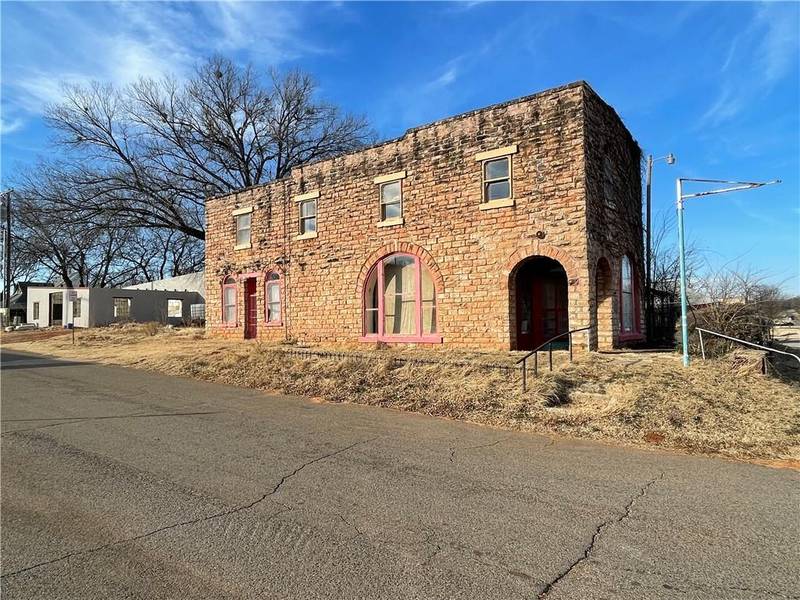 201 N Main Street, Arcadia, OK 73007