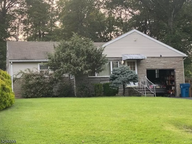 Scotch Plains Twp., NJ 07076,1755 Ramapo Way