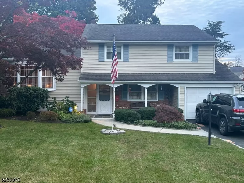 6 Evergreen Pl, Roseland Boro, NJ 07068