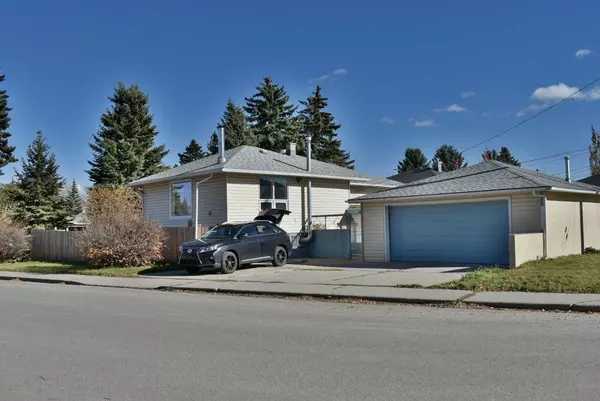 Calgary, AB T2E 5M9,1103 Rupert RD NE