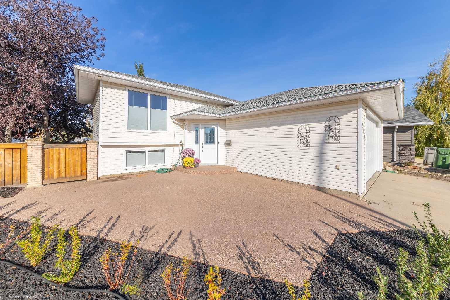 Lloydminster, AB T9V 2M6,2602 57B AVE