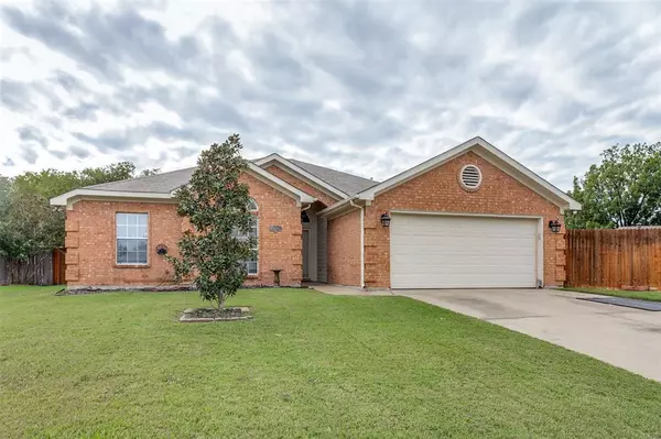 7405 Marsarie Court, Fort Worth, TX 76137