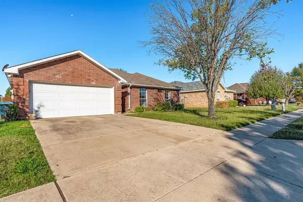 Denton, TX 76208,912 Jeffrey Drive