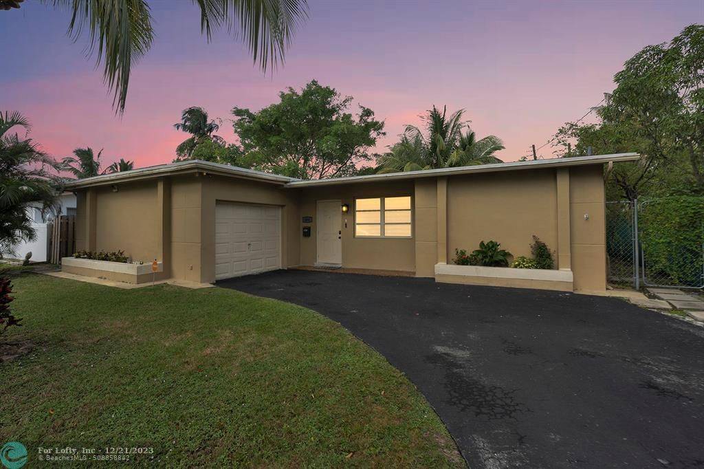 6841 NW 24th Ct, Sunrise, FL 33313