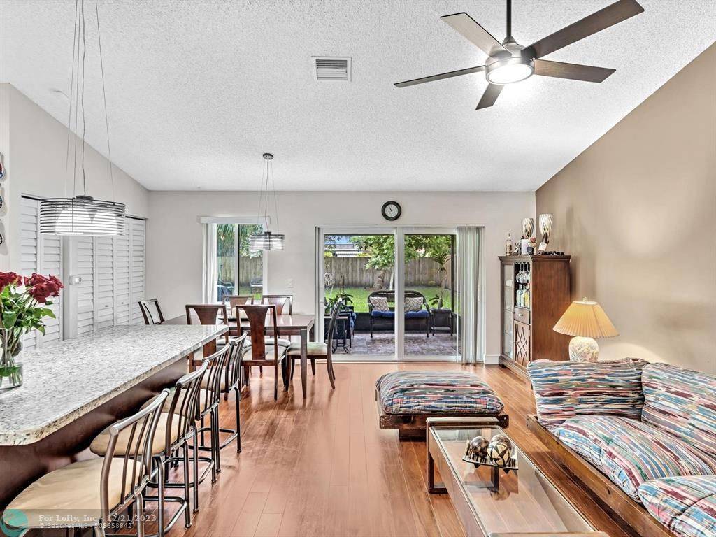 [StreetName, UnitNumber, StreetNumber, StreetDirPrefix], North Lauderdale, FL 33068