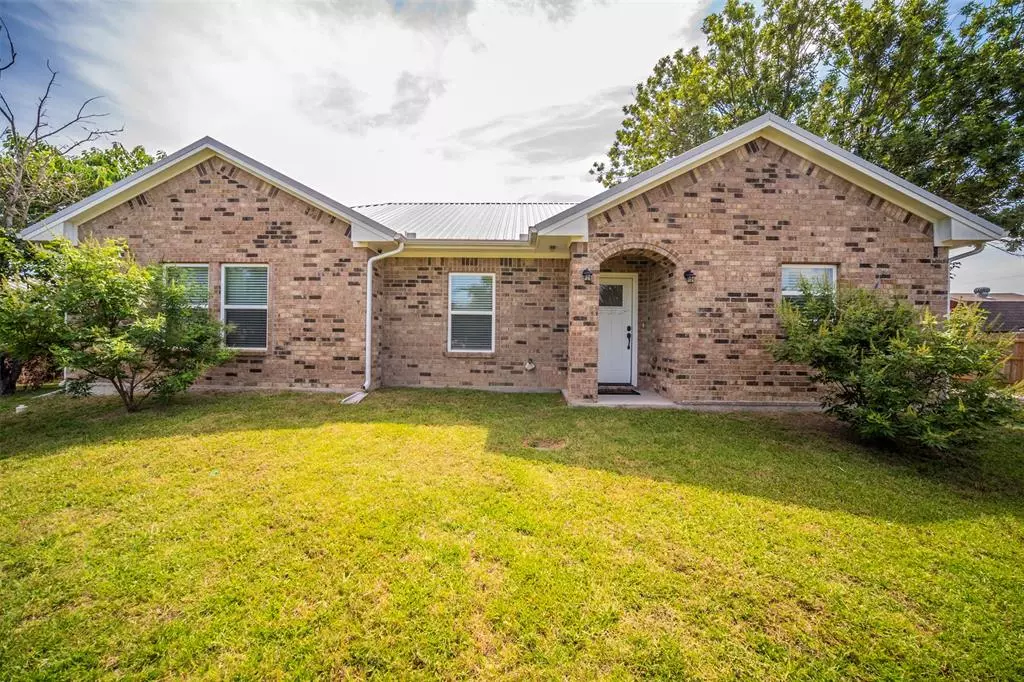 Palmer, TX 75152,113 Joy Lane