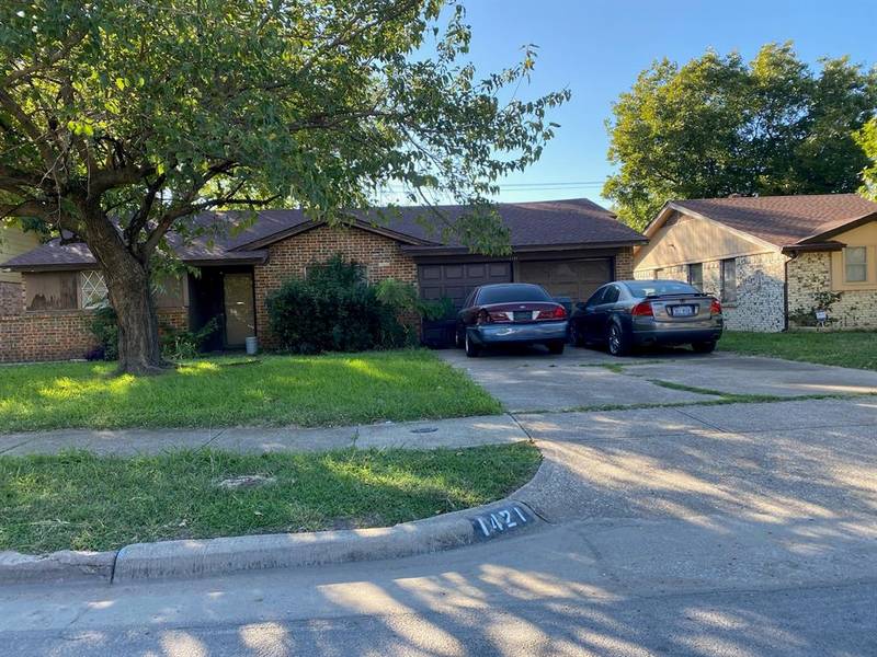 1421 Gardenside Drive, Dallas, TX 75217