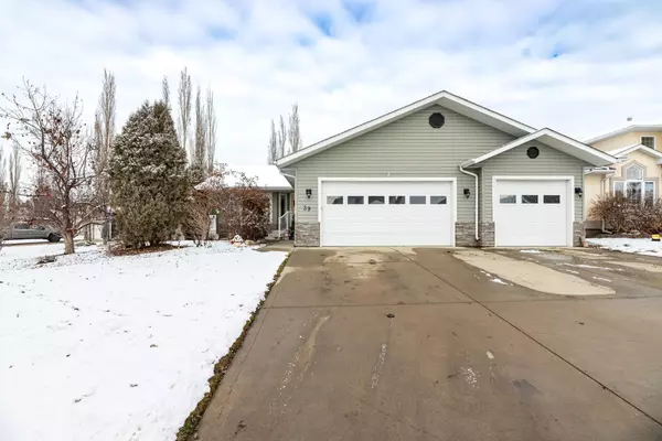 Lacombe, AB T4L 2H5,39 Regal Close