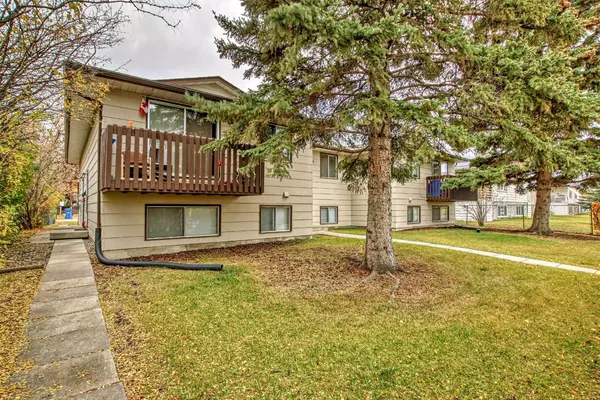 Calgary, AB T3B 1X7,7705 41 AVE NW