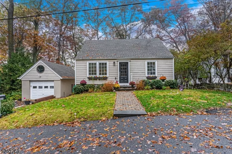 Denville Twp., NJ 07834,45 LONGVIEW TRAIL W