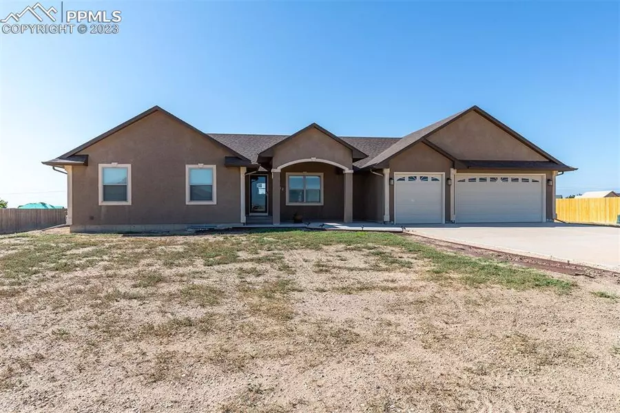 1552 E Escondido DR, Pueblo West, CO 81007