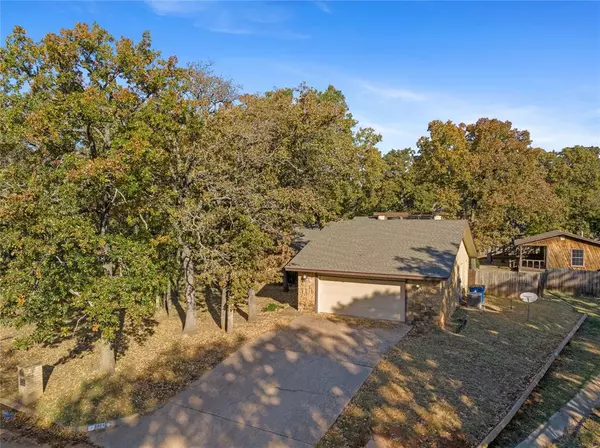 Duncan, OK 73533,1013 Timbercreek Drive