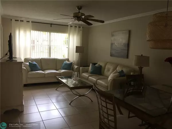 Lauderdale Lakes, FL 33313,5001 W Oakland Park Blvd  #106