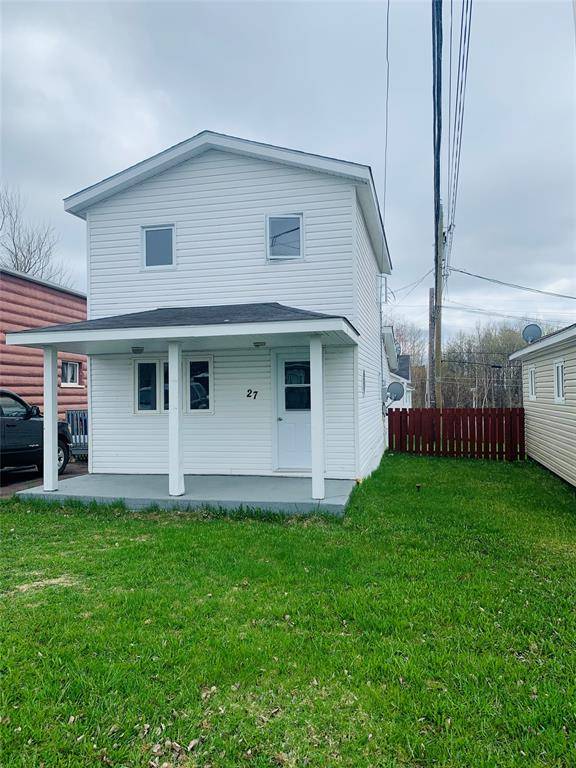 Grand Falls-windsor, NL A2B 1A6,27 Bond Street