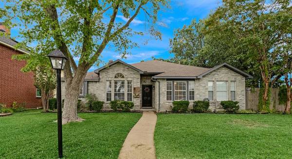 8214 Brentwood Street, Rowlett, TX 75088