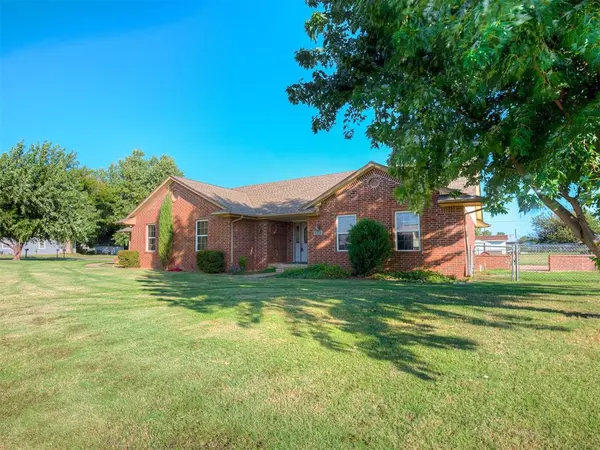 602 E Washington Street, Crescent, OK 73028