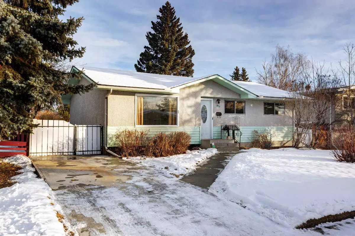 Calgary, AB T2J 0V9,9512 2 ST SE