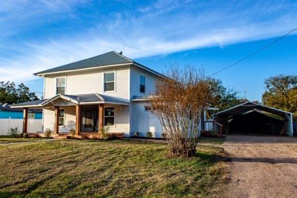 305 W 8th Street, Ferris, TX 75125