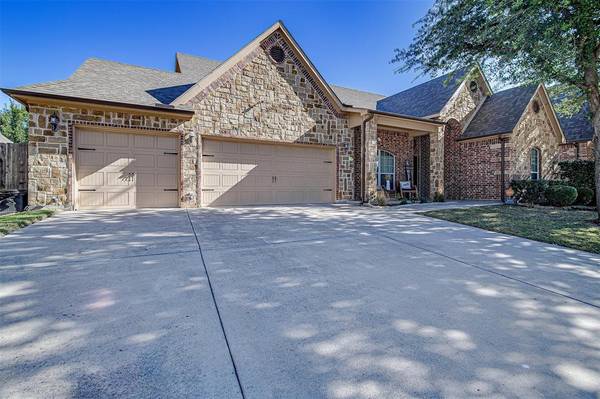 1143 Clairemont Lane, Burleson, TX 76028