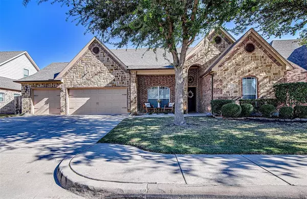 Burleson, TX 76028,1143 Clairemont Lane